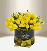 Exkluzivní kytice Luxusní květinový box s tulipány