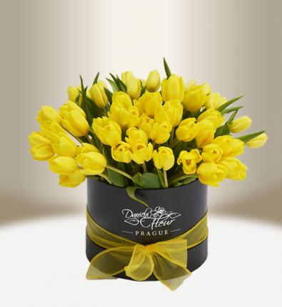 Luxusní květinový box s tulipány